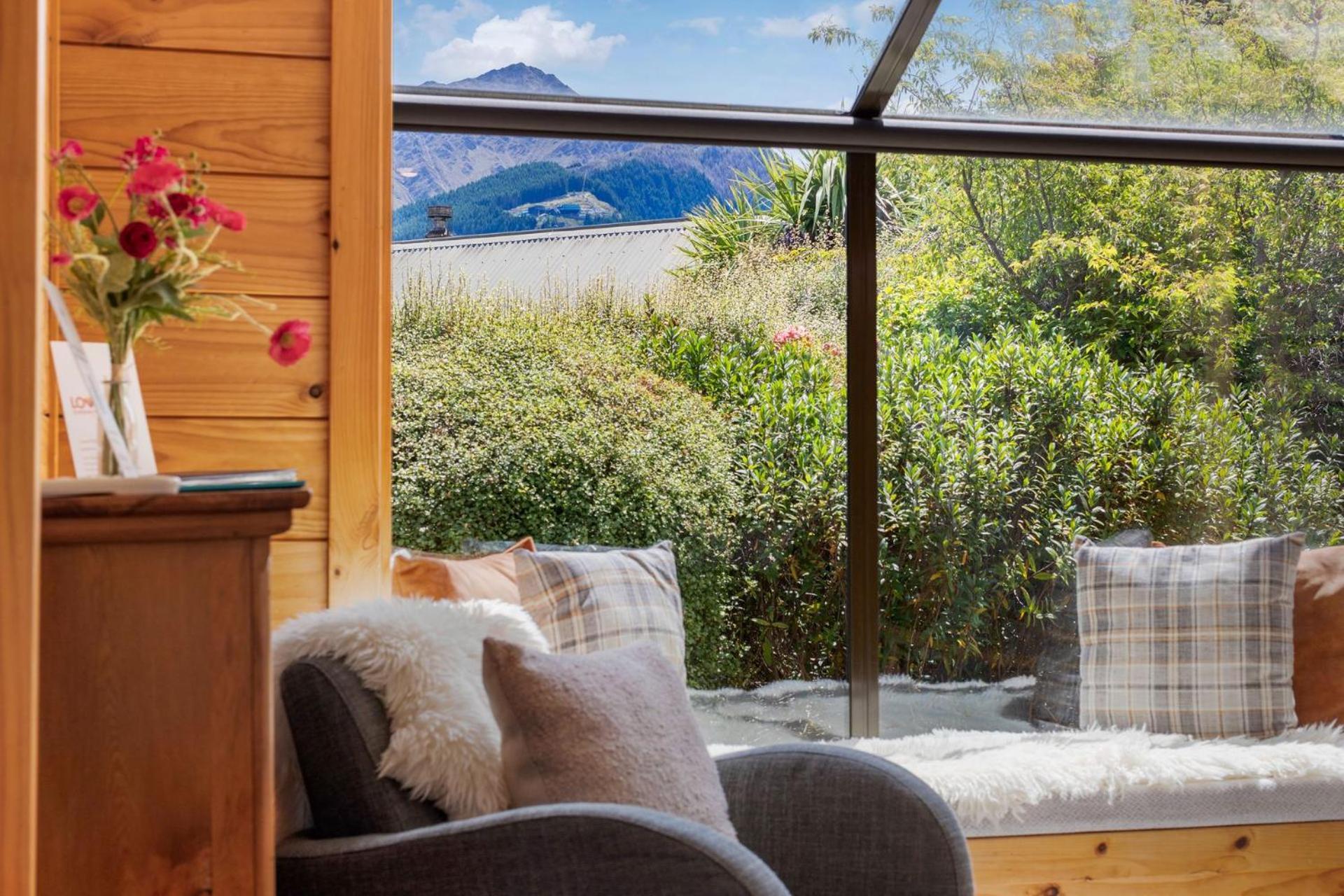 Tranquil Heights Villa Queenstown Buitenkant foto