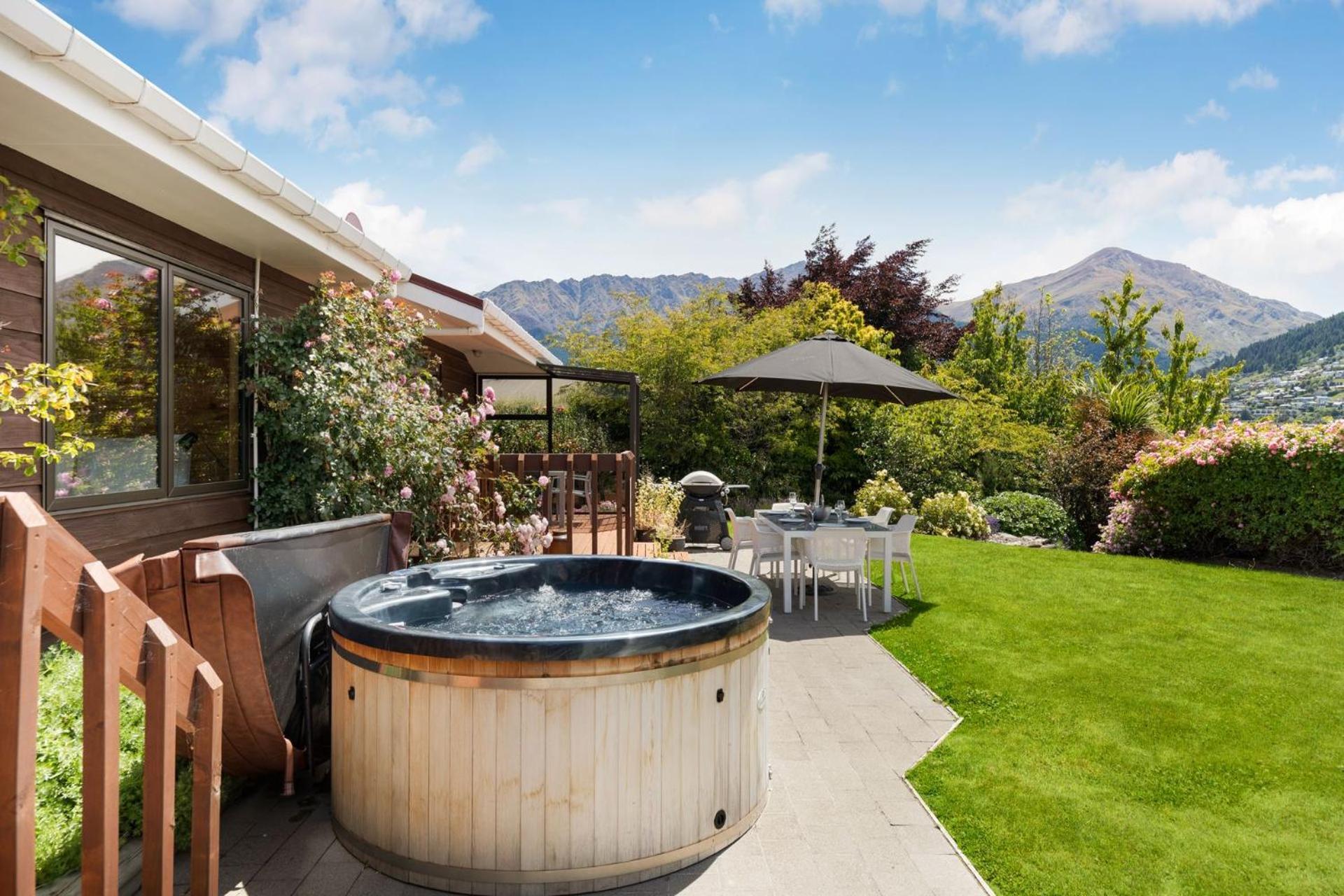 Tranquil Heights Villa Queenstown Buitenkant foto